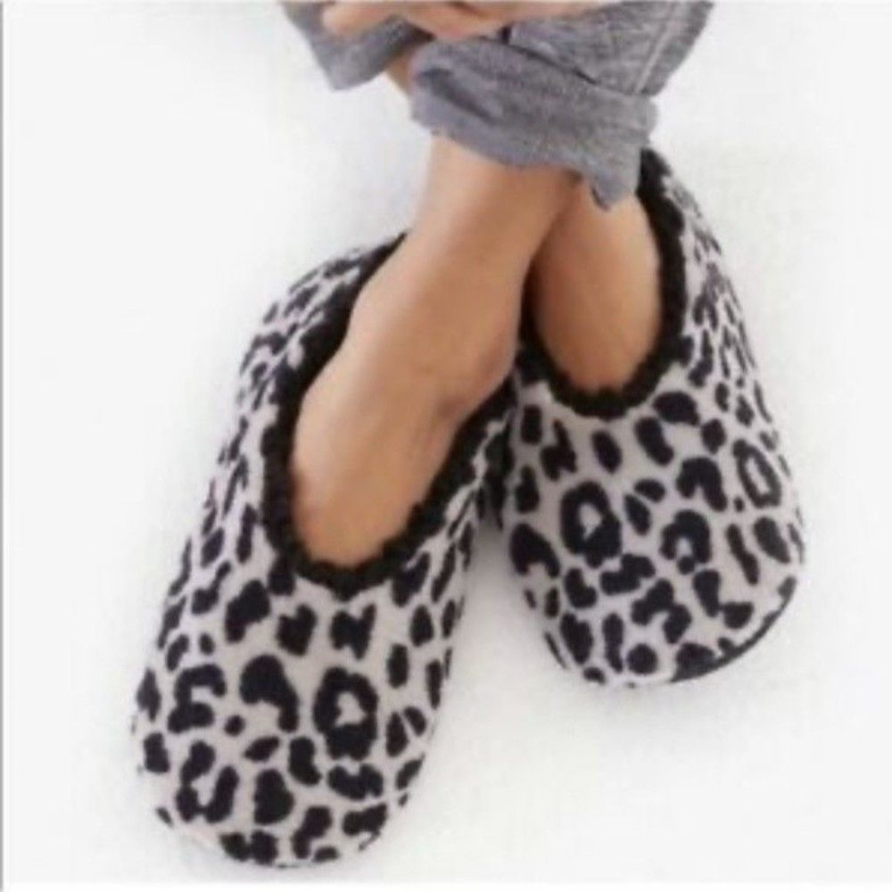 ISAAC MIZRAHI | Leopard Print Fleece Fuzzy Cozy Slipper Size Medium NWT